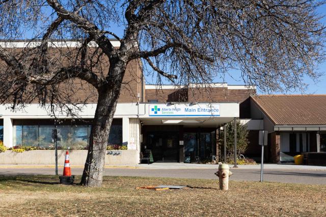 The general view showing the main entrance to Wainwright Health Centre in Wainwright, Alberta, Canada, on October 18, 2026. Wainwright Health Centre is the local hospital to Canadian Forces Base Wainwright which was the scene of a "serious incident" on October 17. Four soldiers were killed and dozens injured in a fire at the military base, one of the worst peacetime tragedies to hit Canada's armed forces on home soil, Prime Minister Mark Carney said October 18. (Photo by Megan Albu / AFP)