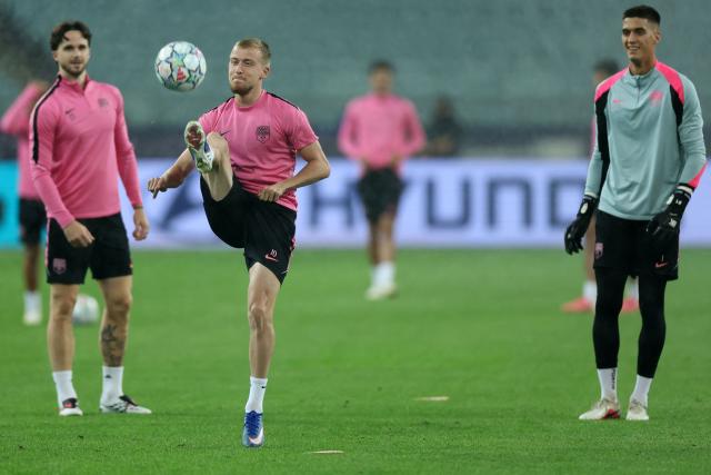 Sabah FK's Azerbaijani midfielder #10 Aleksey Isayev attends a training session at the Baku Olympic Stadium in Baku on October 19, 2026, on the eve of the UEFA Champions League match between Sabah and Borussia Dortmund. (Photo by Giorgi ARJEVANIDZE / AFP)