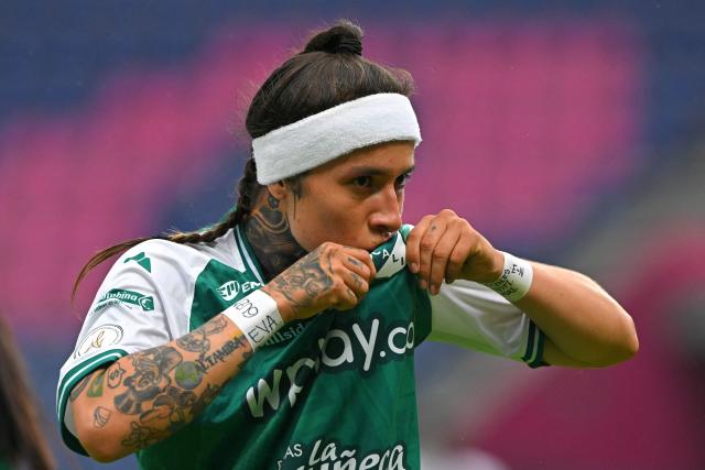 Deportivo Cali's forward #18 Ingrid Guerra celebrates scoring the opening goal during the 2026 Women's Copa Libertadores Group D football match between Colombia's Deportivo Cali and Uruguay's Nacional at the Banco Guayaquil Stadium in Quito on October 19, 2026. (Photo by Rodrigo BUENDIA / AFP)