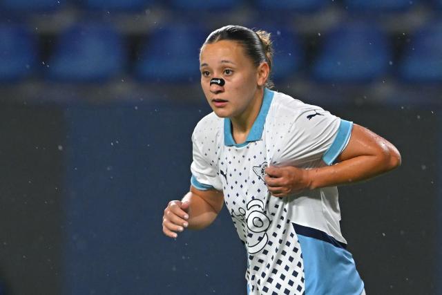Libertad's forward #18 Maria Tamay celebrates scoring his team's second goal during the 2026 Women's Copa Libertadores Group D football match between Paraguay's Libertad and Chile's Universidad de Chile at the Banco Guayaquil Stadium in Quito on October 18, 2026. (Photo by Rodrigo BUENDIA / AFP)