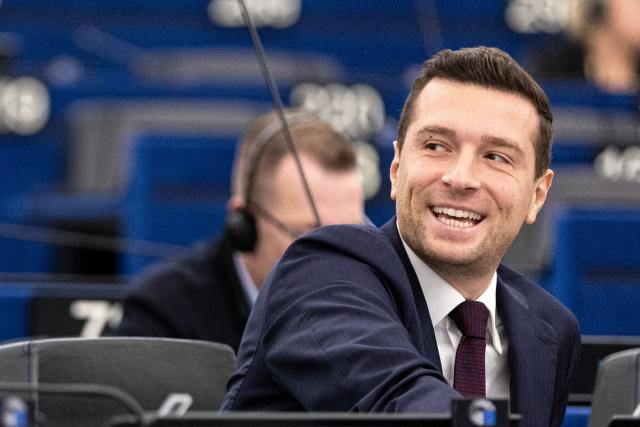 French far-right Rassemblement National RN party's President and Member of the European Parliament (MEP) Jordan Bardella gestures as he takes part in a vote during a plenary session at the European Parliament, in Strasbourg eastern France, on October 20, 2026. (Photo by ROMEO BOETZLE / AFP)