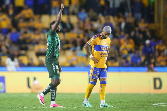 Leon's Colombian forward  #27 Diber Cambindo celebrates scoring his team's second goal fight for the ball during the Liga MX Apertura tournament football match between Tigres and Leon at the Universitario de la UANL stadium in Monterrey, Nuevo Leon state, Mexico, on October 20, 2026. (Photo by Julio Cesar AGUILAR / AFP)