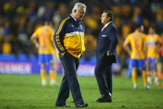 Tigres' head coach Victor Vucetich reacts at the end of the Liga MX Apertura tournament football match between Tigres and Leon at the Universitario de la UANL stadium in Monterrey, Nuevo Leon state, Mexico, on October 20, 2026. (Photo by Julio Cesar AGUILAR / AFP)