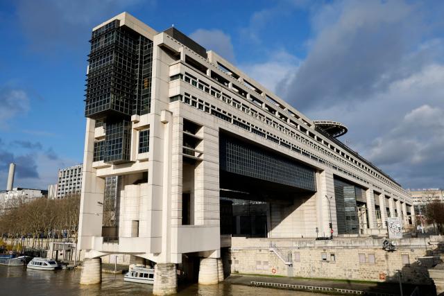 (FILES) This photograph shows France's Economy and Finances ministry building designed by architects Paul Chemetov and Borja Huidobro, in Paris on January 9, 2025. The yield on the French government's benchmark 10-year bond surpassed five percent on October 21, 2026 as investors demanded a higher return for holding the country's debt. (Photo by Ludovic MARIN / AFP)