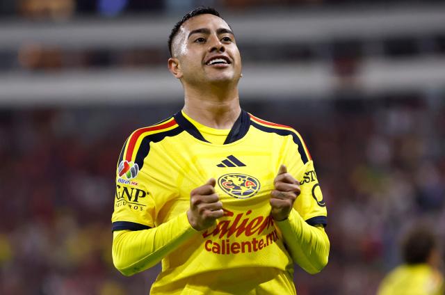 America's midfielder #28 Erick Sanchez  celebrates after scoring his team's second goal goal during the Liga MX Apertura tournament football match between Atlas and America at the Jalisco stadium in Guadalajara, Jalisco state, Mexico on October 21, 2026. (Photo by Ulises RUIZ / AFP)