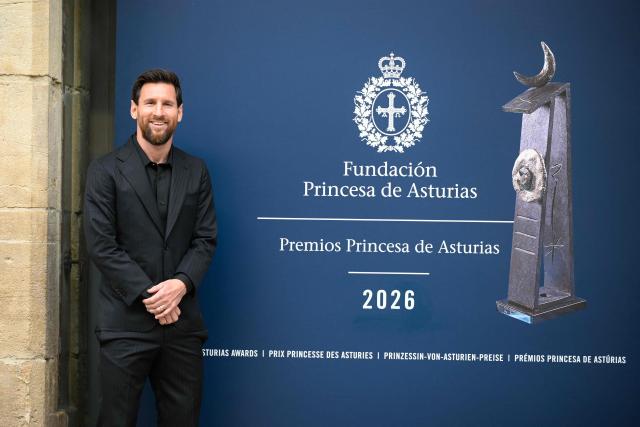 Argentinian football legend Lionel Messi poses on the eve of receiving the Princess of Asturias Award for Sport, in Oviedo on October 22, 2026. (Photo by Miguel RIOPA / AFP)
