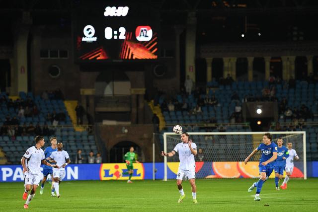 Ararat-Armenia's Greek defender #47 Alexandros Malis controls the ball during the UEFA Europa League football match between Ararat-Armenia and AZ Alkmaar at the Republican Stadium named after Vazgen Sargsyan in Yerevan on October 22, 2026. (Photo by KAREN MINASYAN / AFP)