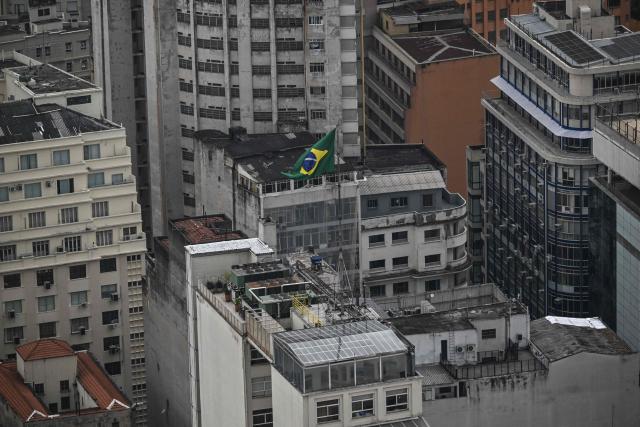 General view of different commercial buildings and housing in Sao Paulo on October 22, 2026.

Lula da Silva and Bolsonaro head to a runoff election on October 25, a race that has become mired in allegations of social media malfeasance.. Brazil's President Lula da Silva and right-wing senator Flavio Bolsonaro head to a runoff election on October 25, a race that has become mired in allegations of social media malfeasance. (Photo by Juan BARRETO / AFP)