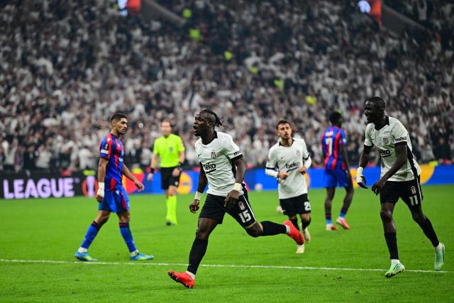 Besiktas' Beninese midfielder #15 Junior Olaitan (C) celebrates after scoring Besiktas' second goal during the UEFA Europa League, league phase matchday 3, football match between Besiktas and Crystal Palace at the Besiktas Tupras Stadium in Istanbul, on October 22, 2026. (Photo by Yasin AKGUL / AFP)