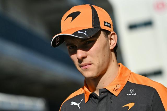 McLaren's Australian driver Oscar Piastri arrives in the paddock ahead of the practice session for the United States Formula One Grand Prix at the Circuit of the Americas in Austin, Texas, on October 23, 2026. (Photo by ANGELA WEISS / AFP)