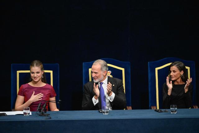 (L-R) Spain's Princess Leonor, King Felipe VI, and Queen Letizia attend the 2026 Princess of Asturias Awards ceremony at the Campoamor theatre in Oviedo on October 23, 2026. (Photo by Miguel RIOPA / AFP)