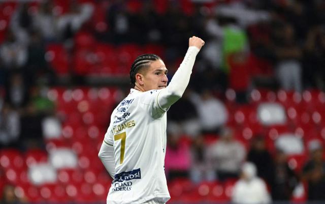 San Luis' midfielder #07 Benjamin Galdames celebrates after scoring the opening goal during the Liga MX Apertura tournament football match between Atlante and San Luis at the Banorte stadium in Mexico City on October 23, 2026. (Photo by Yuri CORTEZ / AFP)