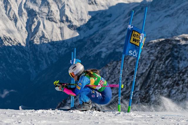 USA's Paula Moltzan competes during the first run of the Giant Slalom competition of the Alpine World Cup in Soelden, on October 24, 2026. USA's Paula Moltzan won the event ahead of Albania's Lara Colturi (2nd) and Germany's Emma Aicher (3rd). (Photo by Johann GRODER / APA / AFP) / Austria OUT / ALTERNATIVE CROP
