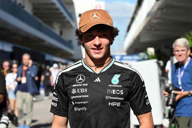 Mercedes' Italian driver Kimi Antonelli arrives in the paddock ahead of the final practice session for the United States Formula One Grand Prix at the Circuit of the Americas in Austin, Texas, on October 24, 2026. (Photo by RONALDO SCHEMIDT / AFP)