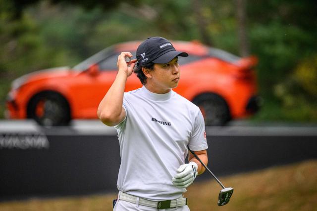 Japan's Yuto Katsuragawa looks on during the DP World Tour Genesis Championship golf tournament in Cheonan city on October 25, 2026. (Photo by Philip FONG / AFP)