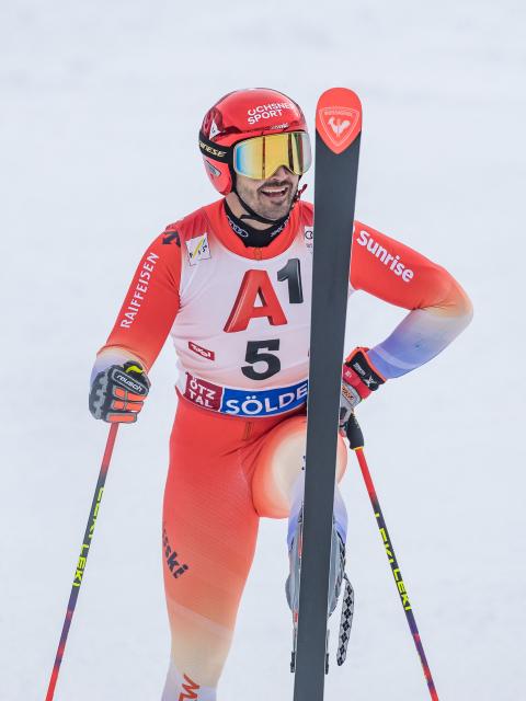 Switzerland's Loic Meillard reacts after the second run of the men's Giant Slalom competition of the Alpine World Cup in Soelden, on October 25, 2026. (Photo by Johann GRODER / various sources / AFP) / Austria OUT