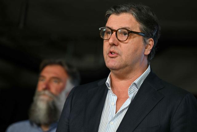 Former Serbian basketball star Dejan Bodiroga, a candidate on the student-backed electoral list, addresses the media during a press conference at the Students List headquarters ahead of the first results of the Serbian parliamentary elections in Belgrade on October 25, 2026. The vote saw the hightest voter turnout in over 30 years according to the election commission and is the culmination of nearly two years of student-led protests sparked by the 2024 collapse of a canopy at Novi Sad railway station that killed 16 people, a tragedy widely blamed on corruption. (Photo by ANDREJ ISAKOVIC / AFP)