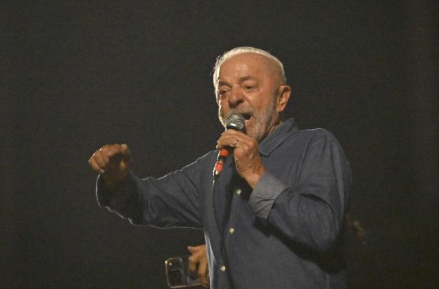 Brazil's President and presidential candidate Luiz Inacio Lula da Silva delivers a speech to supporters after winning the presidential runoff election in Sao Paulo, Brazil, on October 25, 2026. Lula da Silva pulled off a dramatic comeback on October 25, 2026, as he clinched election victory against right-wing senator Flavio Bolsonaro, who trounced him in the first round. (Photo by Juan BARRETO / AFP)