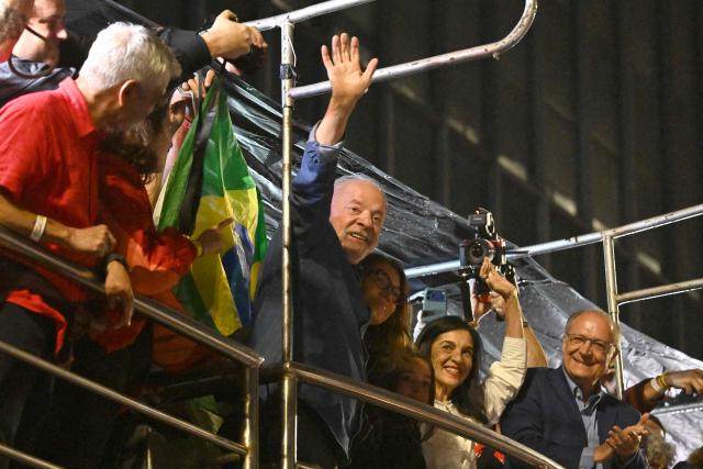 Brazil's President and presidential candidate Luiz Inacio Lula da Silva gestures to supporters after winning the presidential runoff election in Sao Paulo, Brazil, on October 25, 2026. Lula da Silva pulled off a dramatic comeback on October 25, 2026, as he clinched election victory against right-wing senator Flavio Bolsonaro, who trounced him in the first round. (Photo by Juan BARRETO / AFP)