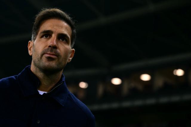 Como’s Spanish coach Cesc Fabregas looks on during the Italian Serie A football match between Torino FC and Como 1907 at the Olympic Stadium Grande Torino in Turin, northern Italy on October 27, 2026. (Photo by Marco Bertorello / AFP)