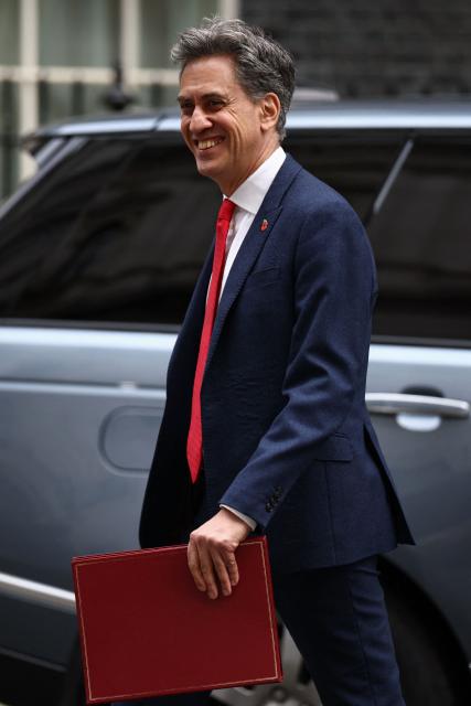 Britain's Foreign Secretary Ed Miliband leaves after attending a cabinet meeting at Downing Street in central London on October 28, 2026, before Britain's Chancellor of the Exchequer John Healey presents the government's annual budget to parliament later in the day. Healey will unveil his first budget on October 28 as he juggles commitments to defence spending and easing household bills with little financial room to manoeuvre. (Photo by Henry NICHOLLS / AFP)