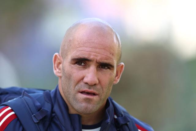 France's scrum-half Maxime Lucu arrives to take part in a training session, as part of the preparation for the Nation Championship match between France and Fiji, in Marcoussis, south of Paris, on October 28, 2026. (Photo by Anne-Christine POUJOULAT / AFP)