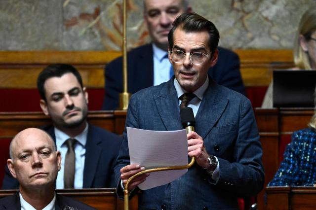 French leftist party La France Insoumise (LFI) group MP Aurelien Tache addresses the audience during a session of questions to the government at The National Assembly, France's lower house of parliament in Paris on October 27, 2026. (Photo by JULIEN DE ROSA / AFP)
