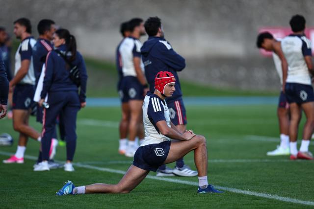 France's wing Louis Bielle-Biarrey takes part in a training session, as part of the preparation for the Nation Championship match between France and Fiji, in Marcoussis, south of Paris, on October 28, 2026. (Photo by Anne-Christine POUJOULAT / AFP)