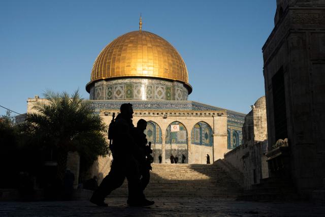 Members of the Israeli security forces patrol the Al-Aqsa Mosque compound in the Old City of Jerusalem on October 29, 2026. (Photo by Jewel SAMAD / AFP)