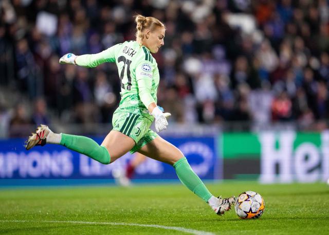 Juventus Torino's Larissa Rusek kicks the ball during the UEFA Champions League matchday 3 women's football match between FK Austria Wien and Juventus Torino, on October 29, 2026 in Vienna. (Photo by GEORG HOCHMUTH / APA / AFP) / Austria OUT