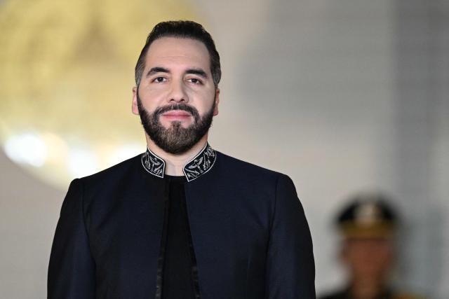 El Salvador's President Nayib Bukele attends an official reception for Peru's President Keiko Fujimori at the Presidential House in San Salvador on October 29, 2026. (Photo by MARVIN RECINOS / AFP)