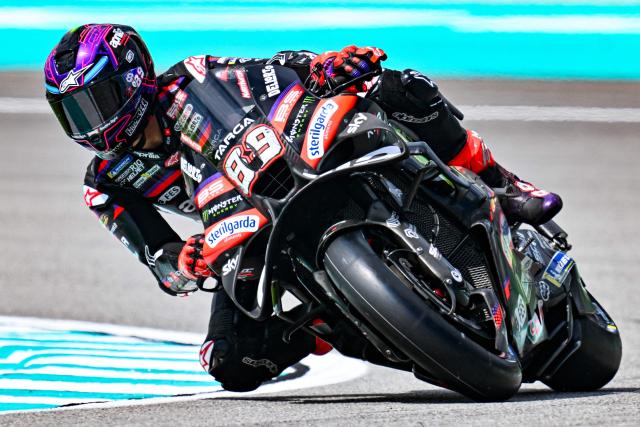 Aprilia Racing's Spanish rider Jorge Martin takes a corner during the first practice session of the MotoGP Malaysian Grand Prix at the Sepang International Circuit in Sepang on October 30, 2026. (Photo by Mohd Rasfan / AFP)