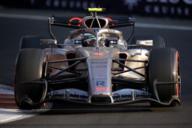 Audi's Brazilian driver Gabriel Bortoleto races during the second practice session of the Mexico City Formula One Grand Prix at the Hermanos Rodriguez racetrack in Mexico City on October 30, 2026. (Photo by Alfredo ESTRELLA / AFP)