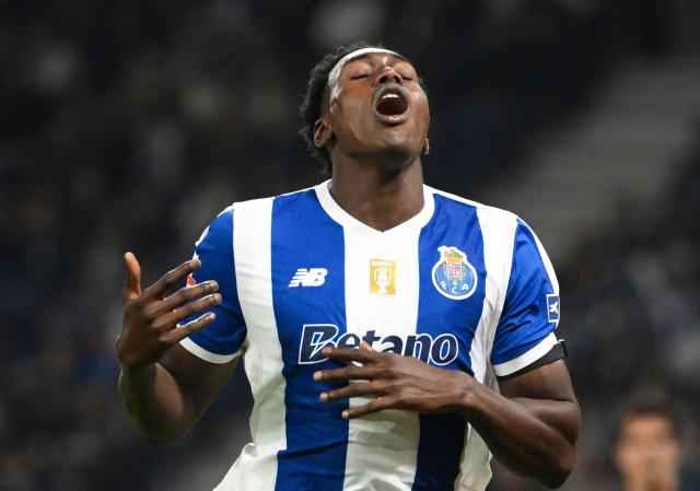 FC Porto's Spanish forward #09 Samuel Omorodion reacts during the Portuguese League football match between FC Porto and GD Estoril Praia at Dragao stadium in Porto on October 31, 2026. (Photo by Miguel RIOPA / AFP)