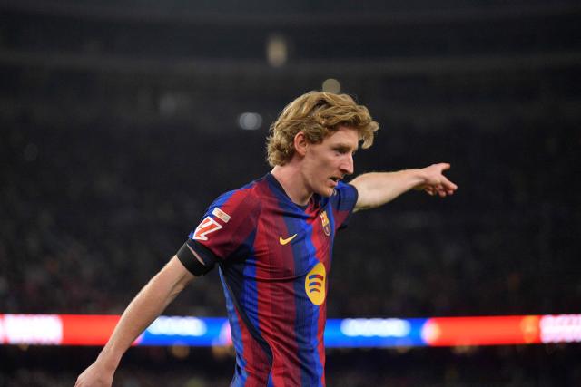 Barcelona's English forward #17 Anthony Gordon celebrates scoring his team's sixth goal during the Spanish league football match between FC Barcelona and Deportivo Alaves at Camp Nou stadium in Barcelona on October 31, 2026. (Photo by MANAURE QUINTERO / AFP)