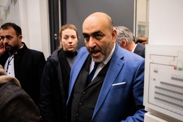 06 November 2024, Berlin: Omid Nouripour, Federal Chairman of the Alliance 90/The Greens (Bündnis 90/Die Grünen), arrives in the Green parliamentary group meeting room after the dismissal of Federal Finance Minister Christian Lindner by the Federal Chancellor Olaf Scholz. Photo: Christoph Soeder/dpa