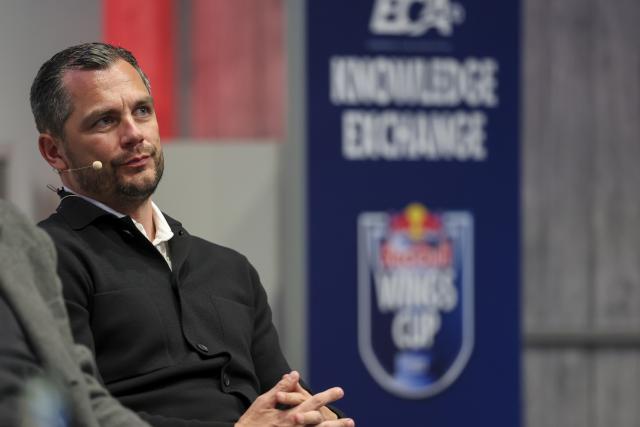 FILED - 23 April 2025, Saxony, Leipzig: Marcel Schäfer, Leipzig's Managing Director of Sport, sits during a panel discussion in the Red Bull Arena. Photo: Jan Woitas/dpa - IMPORTANT NOTE: In accordance with the regulations of the DFL German Football League and the DFB German Football Association, it is prohibited to utilize or have utilized photographs taken in the stadium and/or of the match in the form of sequential images and/or video-like photo series.