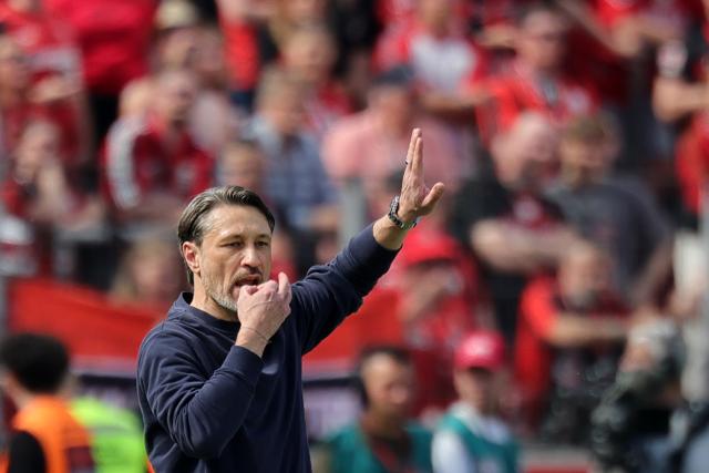 11 May 2025, North Rhine-Westphalia, Leverkusen: Dortmund head coach Niko Kovac gestures on the touchline during the German Bundesliga soccer match between Bayer Leverkusen and Borussia Dortmund at BayArena. Photo: Rolf Vennenbernd/dpa - IMPORTANT NOTICE: DFL and DFB regulations prohibit any use of photographs as image sequences and/or quasi-video.