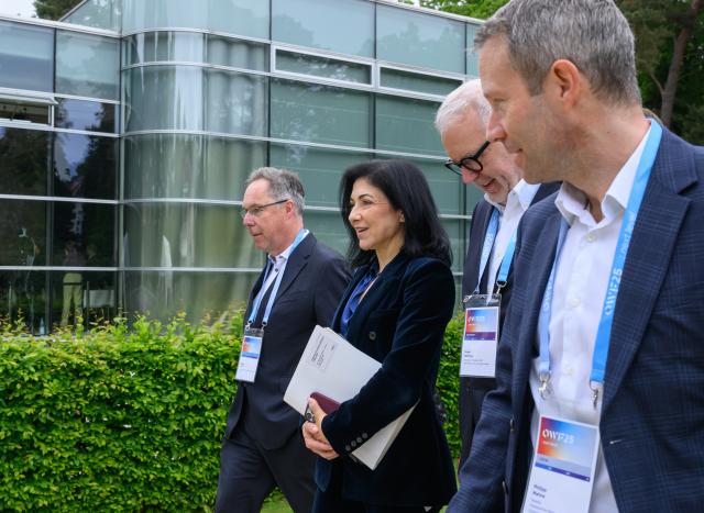 19 May 2025, Brandenburg, Bad Saarow: (L-R) Holger Loesch, Deputy Managing Director of the Federation of German Industries, Katherina Reiche, German Minister for Economic Affairs and Energy, Frank Nehring, President of the East German Economic Forum and Philipp Mehne, Managing Director of Land der Ideen Management GmbH and Director of the East German Economic Forum, attend the conference of the East German Economic Forum (OWF) together. Photo: Patrick Pleul/dpa