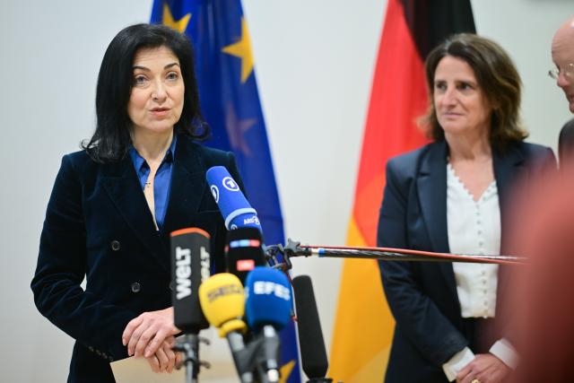 19 May 2025, Berlin: Katherina Reiche (L), German Minister for Economic Affairs and Energy, speaks alongside Teresa Ribera, Commissioner for Competition of the European Union, during a joint press statement. Photo: Sebastian Christoph Gollnow/dpa