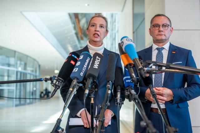 21 May 2025, Berlin: Alice Weidel (L) and Tino Chrupalla, Parliamentary group leaders of the Alternative for Germany (AfD) party, give a press statement in the Bundestag. Photo: Michael Kappeler/dpa