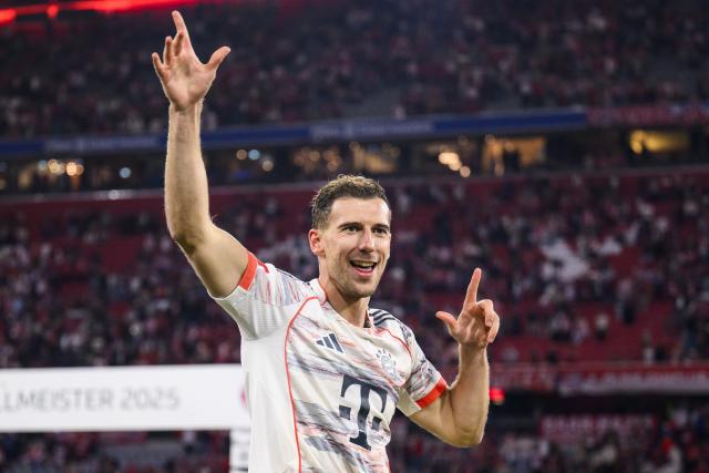 FILED - 10 May 2025, Bavaria, Munich: Munich's Leon Goretzka celebrates after the German Bundesliga soccer match between Bayern Munich and Borussia Moenchengladbach at Allianz Arena. Goretzka sees his future at Bayern Munich after battling his way back into the club's plans. Photo: Tom Weller/dpa