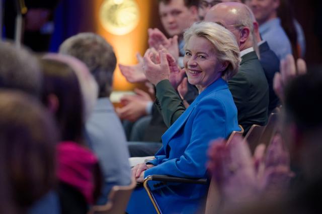 28 May 2025, North Rhine-Westphalia, Aachen: EU Commission President Ursula von der Leyen visits RWTH Aachen University. The EU Commission President is to be awarded the Charlemagne Prize on Ascension Day. Photo: Henning Kaiser/dpa