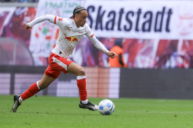FILED - 17 May 2025, Saxony, Leipzig: Leipzig's Xavi Simons in action during the German Bundesliga soccer match between RB Leipzig and VfB Stuttgart at Red Bull Arena. Xavi Simons has informed German football club RB Leipzig of his desire to leave this summer. Photo: Jan Woitas/dpa