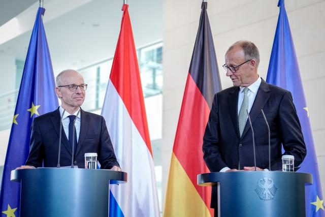 01 July 2025, Berlin: German Chancellor Friedrich Merz (R) and Luxembourg's Prime Minister Luc Frieden, hold a joint press conference at the German Chancellery in Berlin. Photo: Kay Nietfeld/dpa