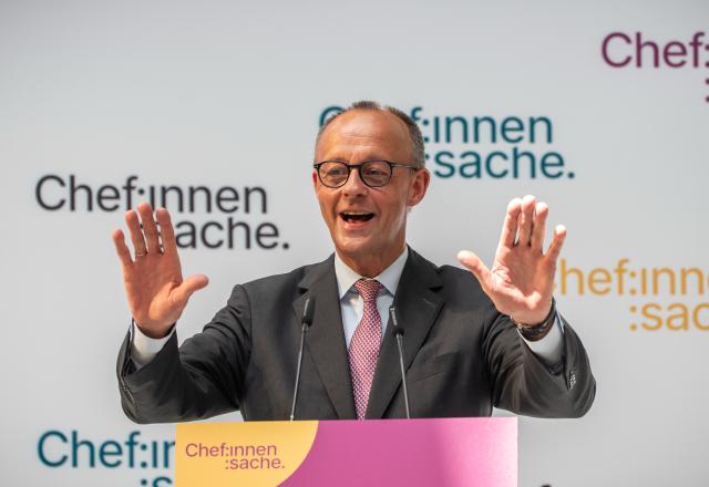02 July 2025, Berlin: German Chancellor Friedrich Merz speaks at the conference of the "Chef:innensache" initiative. The conference motto is "Future Leaders", representatives from business, politics and science will discuss how future leaders can be shaped. Photo: Michael Kappeler/dpa