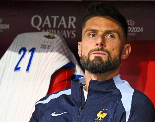 FILED - 09 July 2024, Bavaria, Munich: France's Olivier Giroud sits on the bench during the UEFA Euro 2024 Semi-final soccer match between Spain and France at Munich Football Arena. Photo: Tom Weller/dpa