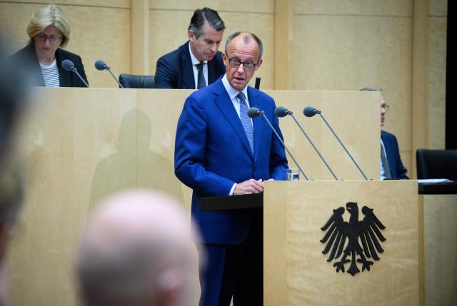 11 July 2025, Berlin: Federal Chancellor Friedrich Merz delivers his inaugural speech at the plenary session of the German Bundesrat. In its session, the chamber of the federal states deals with issues including billions in tax relief, the 2025 federal budget, the suspension of family reunification, the extension of the rent freeze and the modernization of co-determination in companies. Photo: Bernd von Jutrczenka/dpa