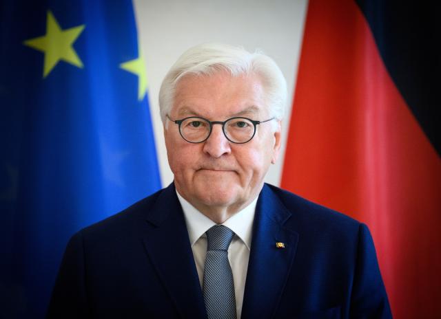 16 July 2025, Berlin: German President Frank-Walter Steinmeier stands before his meeting with the Governor-General of Papua New Guinea, Dadae, at Bellevue Palace. Photo: Bernd von Jutrczenka/dpa