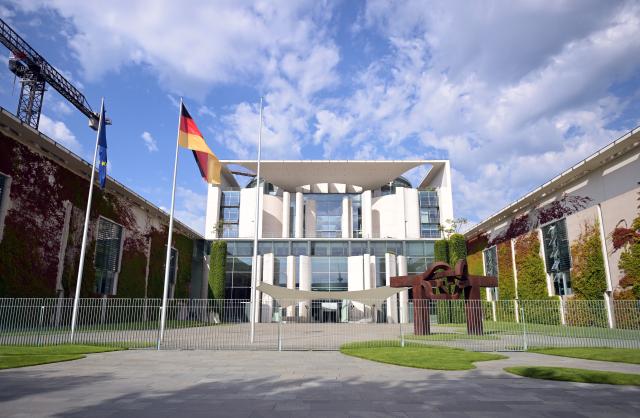 13 August 2025, Berlin: A view of the Chancellery before Ukrainian President Volodymyr Zelensky's participation in virtual consultations of European heads of state and government, held in view of the upcoming meeting between US President Donald Trump and Russian President Vladimir Putin. Photo: Fabian Sommer/dpa
